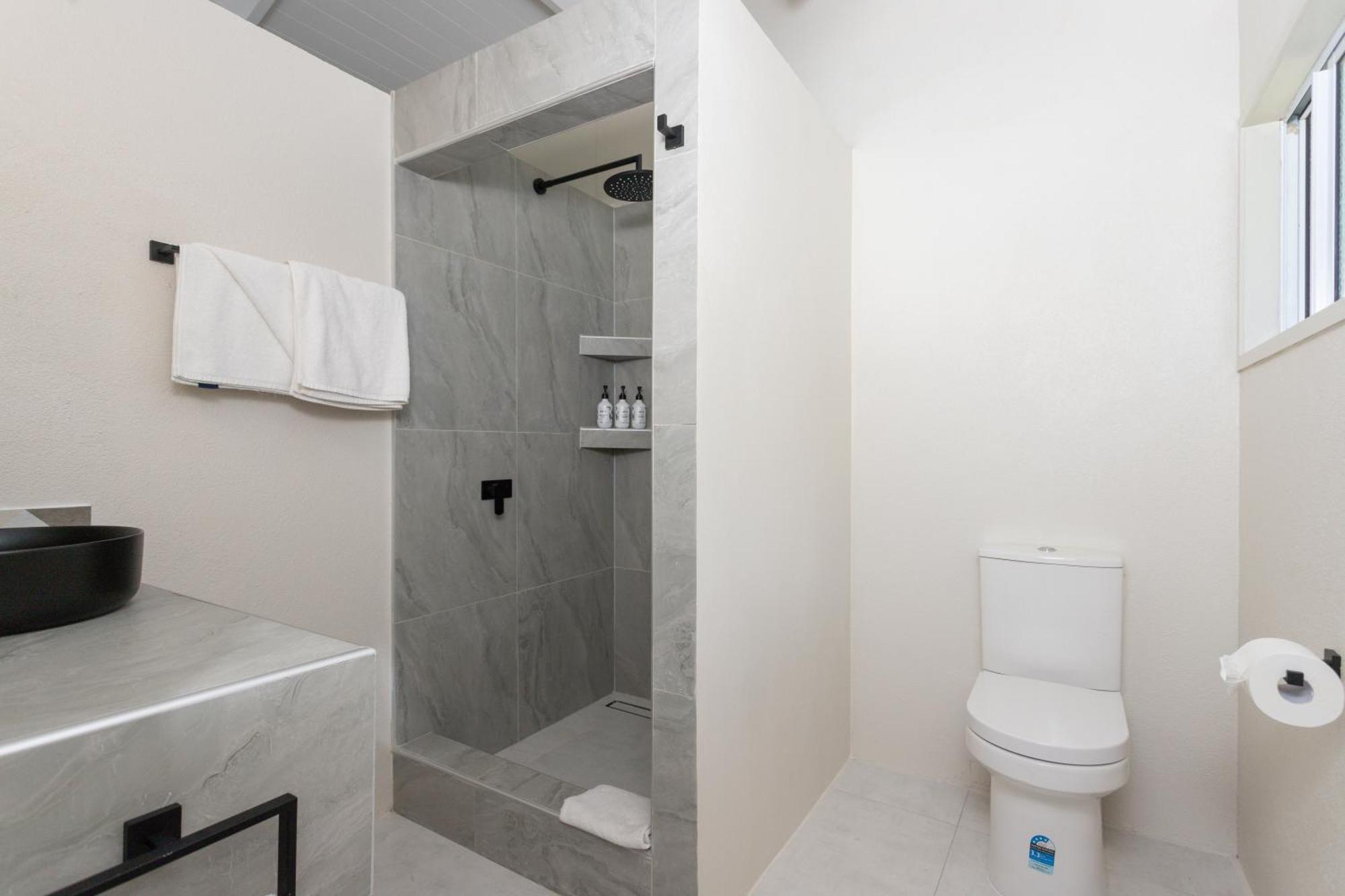 Muri Lagoon View Bungalows - Hillside Bungalow راروتونغا المظهر الخارجي الصورة